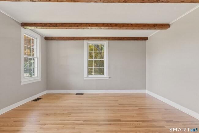 Building Photo - 238 Isinglass Rd