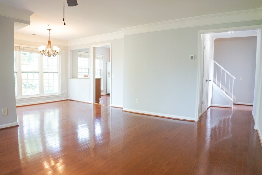 Building Photo - 2816 Emma Lee St