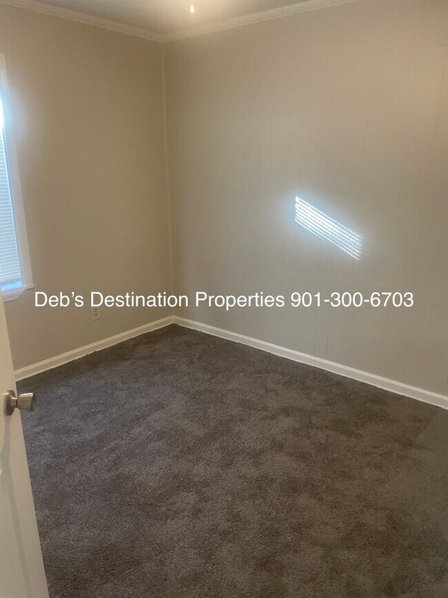 Building Photo - 3468 Radford Rd