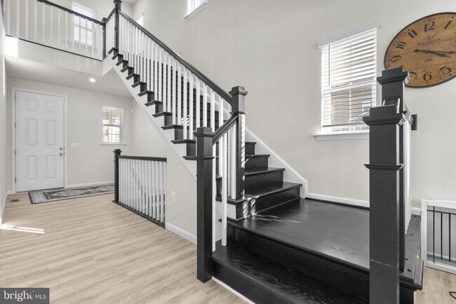 Building Photo - 68 SNOWDROP Dr