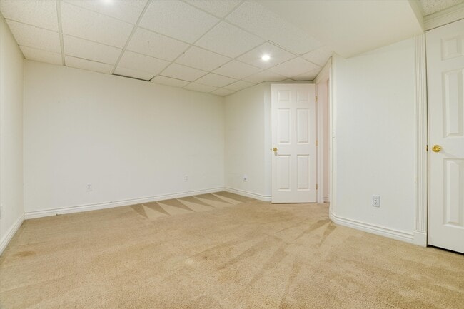 Building Photo - 2608 S Cimarron St