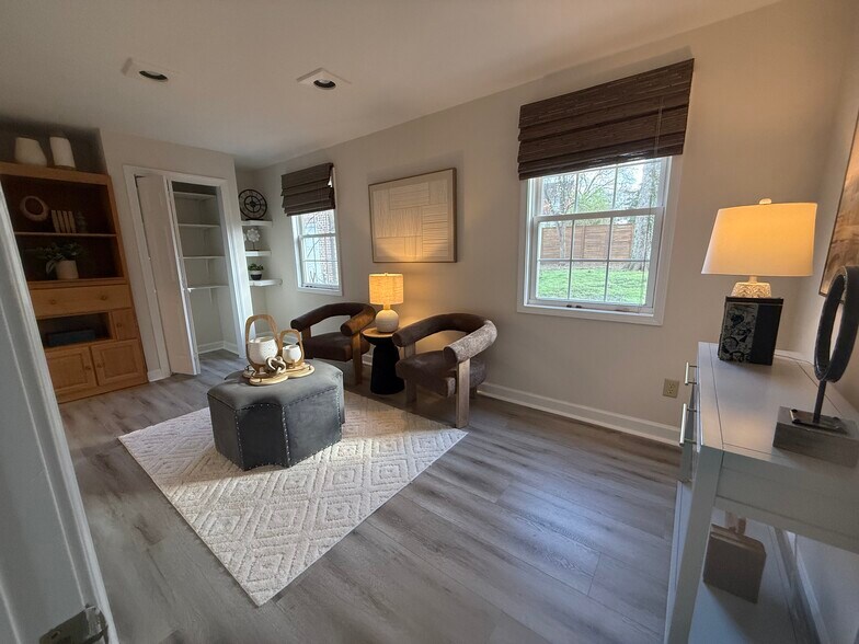 Building Photo - 1417 Clifton Ln