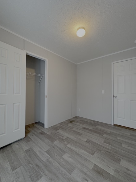 Building Photo - 358 Parker Lake Dr