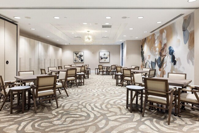 Building Photo - 5070 Lake Catalina Dr