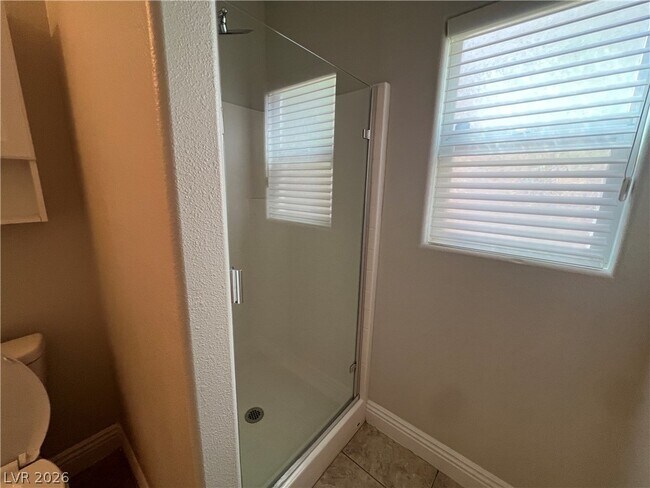Building Photo - 9460 Glendora Valley St