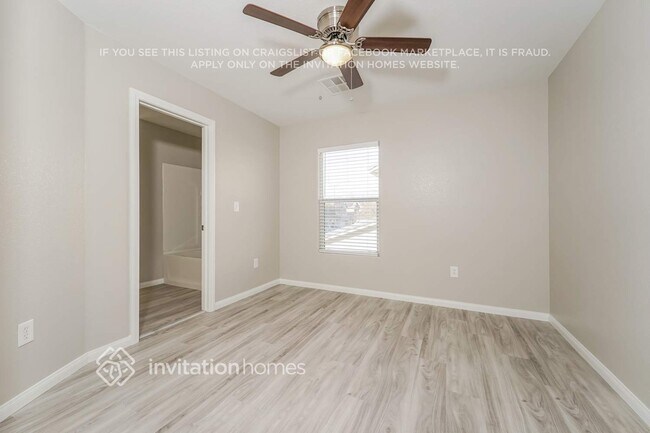 Building Photo - 36 Rainbow Draw Ave