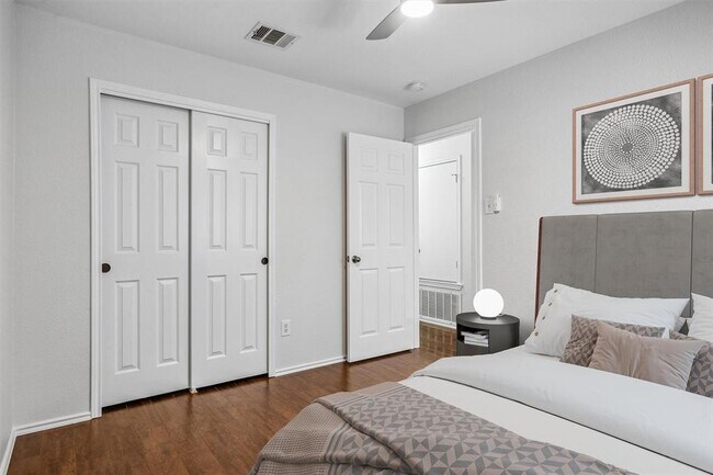 Building Photo - 437 Sweet Leaf Ln