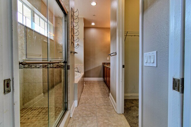 Bathroom attached to 3rd Floor Primary Bedroom - 111 N Albany Ave