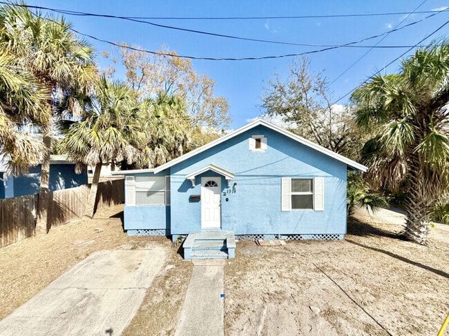 Building Photo - 1914 31st St S