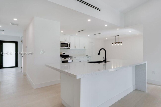 Building Photo - 11256 SW 90th Ln