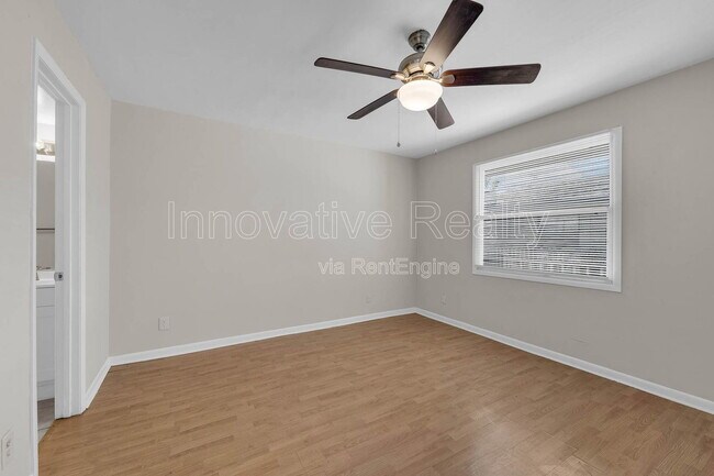 Building Photo - 5113 Curry Ford Rd