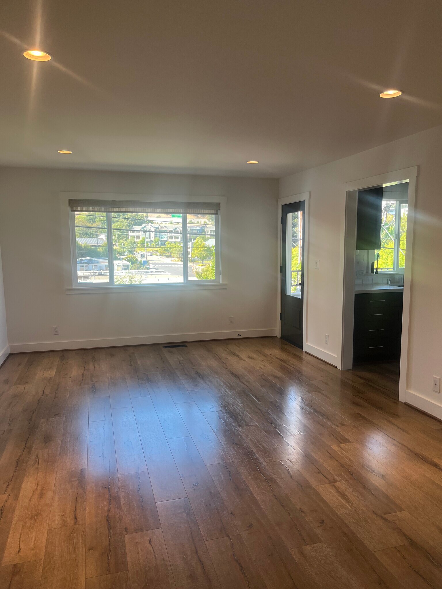 Great Room - 3777 Sundale Rd