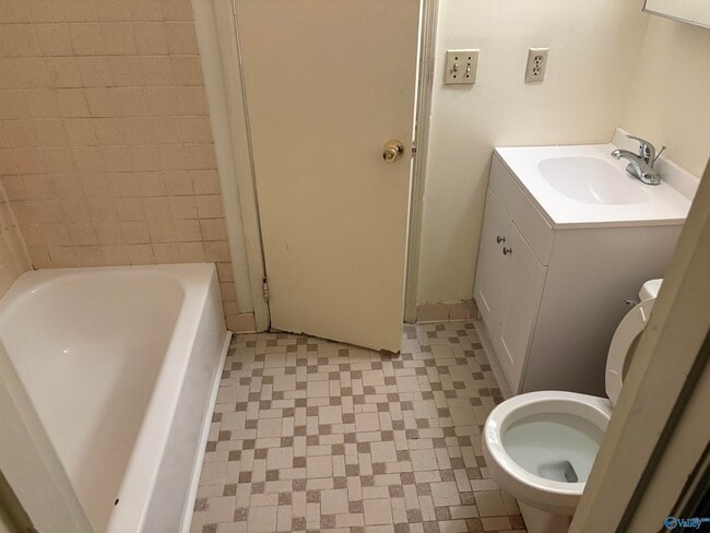 Building Photo - 6204 Menifee Dr NW