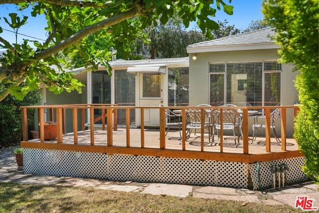 Building Photo - 3460 Angelus Ave