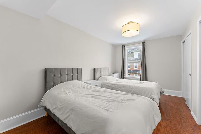 Building Photo - 59 Coral Ave