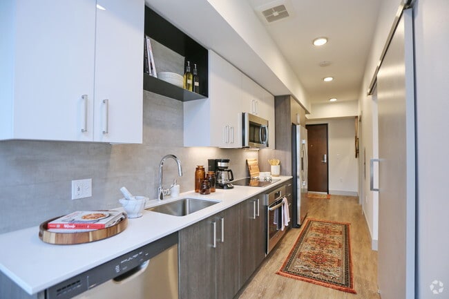 Open 1BR, 1BA - 550 SF - Uptown at Kirkland Urban