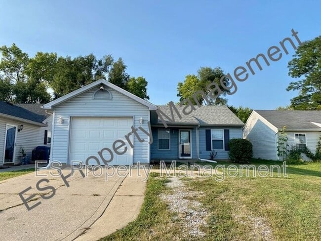 Primary Photo - 4936 W Troy Ave