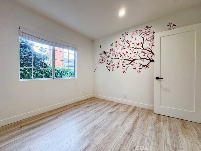 Building Photo - 22539 Dolorosa St