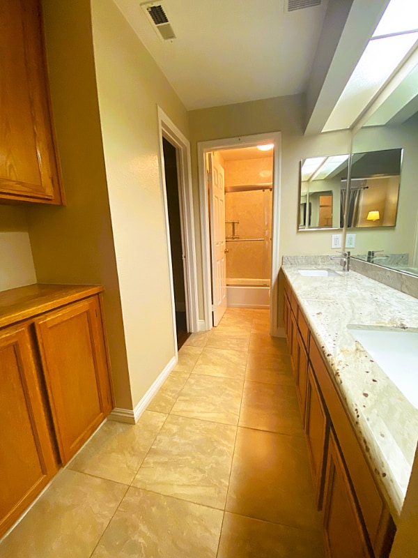 Building Photo - 7705 Chantilly Dr