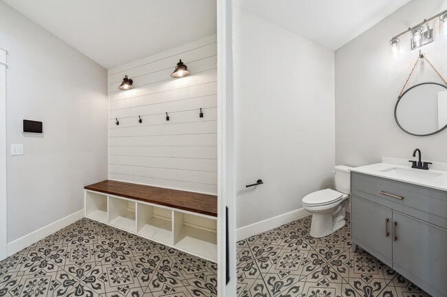 Building Photo - 2939 Diamondhead Cir