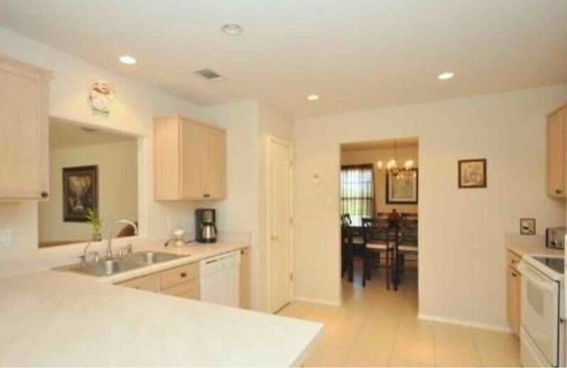 Building Photo - 9008 Gainsborough Dr