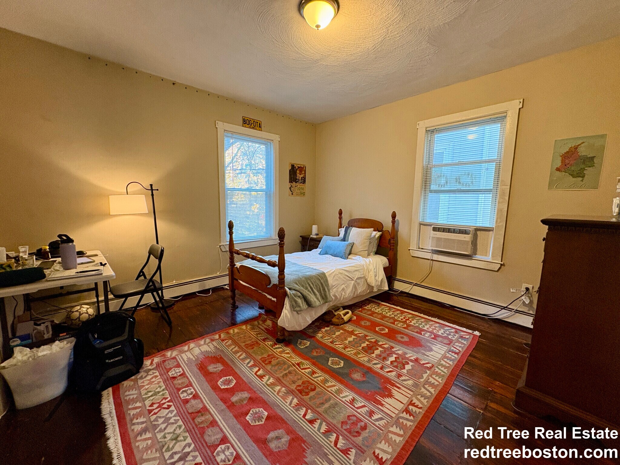 Building Photo - 72 Hillside St