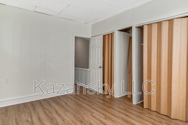 Building Photo - 4808 N Franklin St