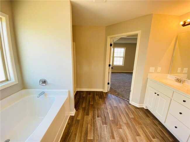 Building Photo - 1759 Miller Springs Dr