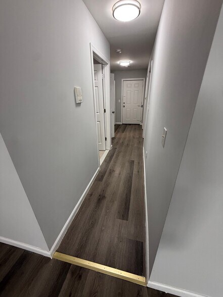 Building Photo - 40 12th Ave