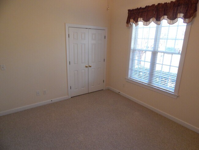 Building Photo - 4315 Stratton Village Ln