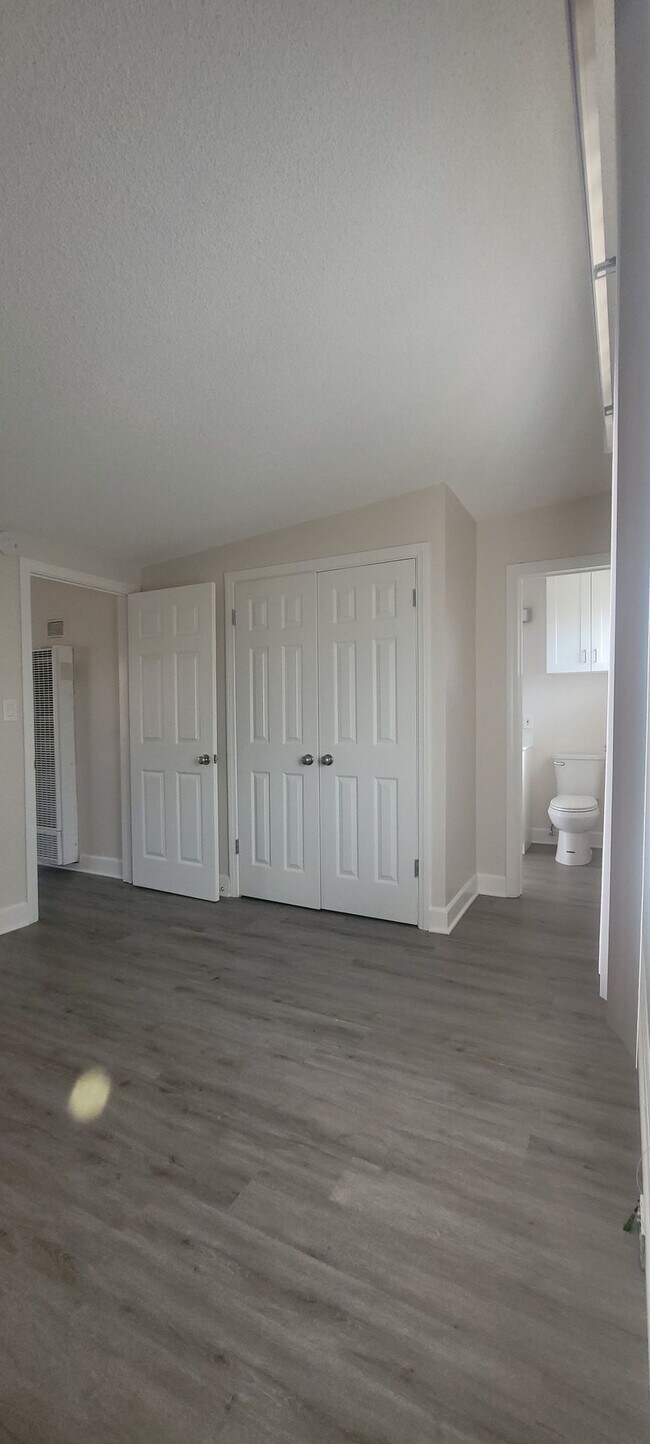 Floorplan - Courtyard Apartments