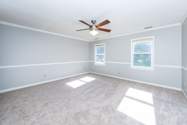 Building Photo - 3BD/1BA Home in Hickory