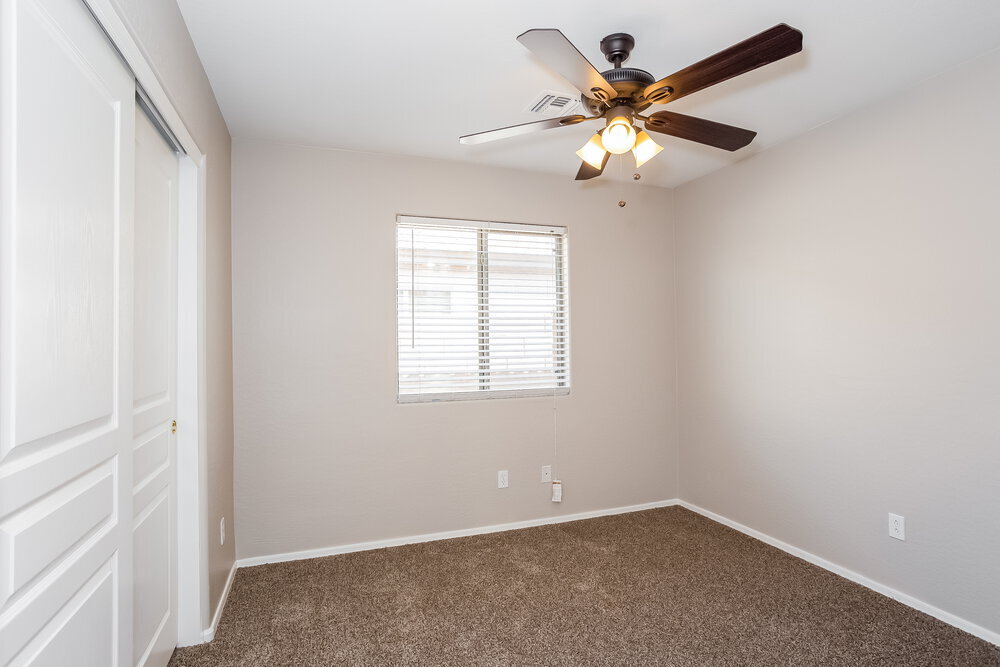 Building Photo - 3674 W Yellow Peak Dr