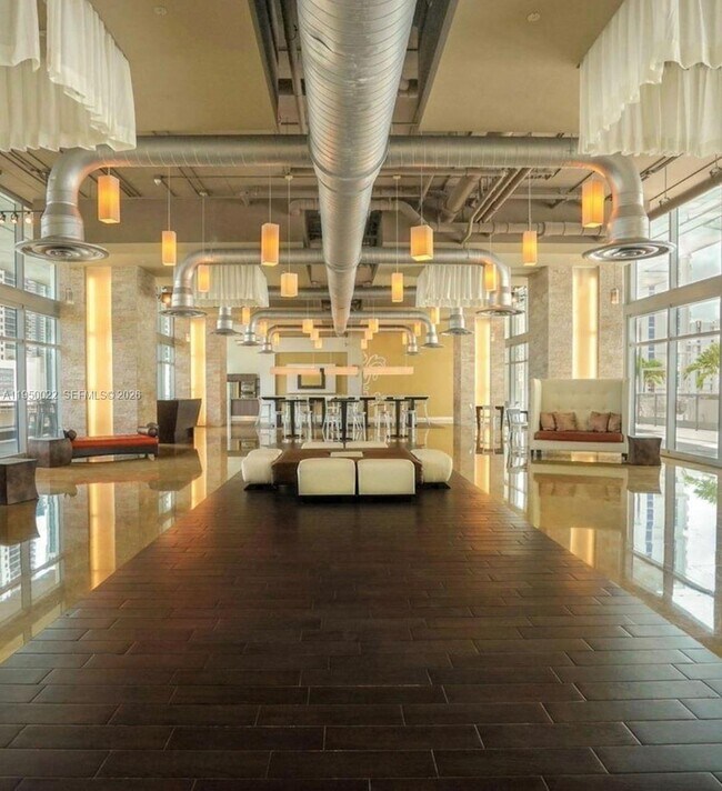 Building Photo - 690 SW 1st Ct