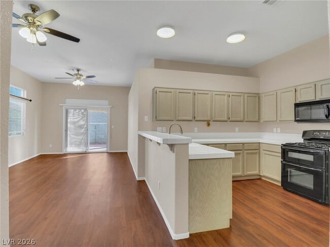 Building Photo - 122 Montesol Dr