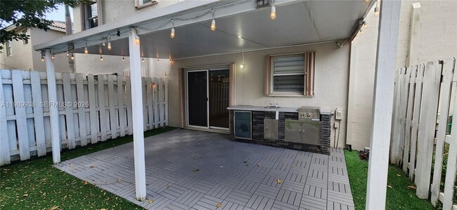 Building Photo - 8909 SW 225th Terrace