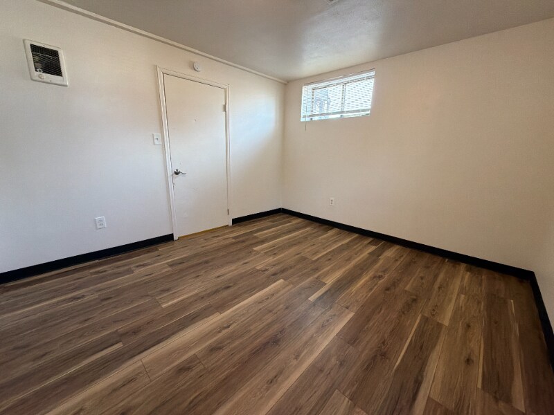 Building Photo - 1500 8th St