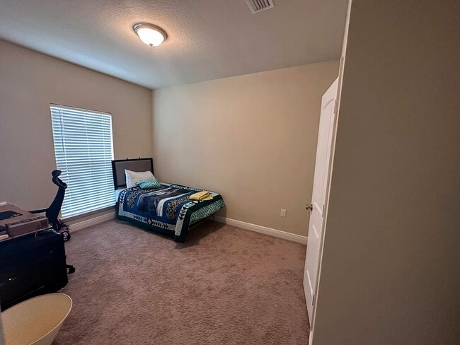 Building Photo - 8746 Bradfield Dr