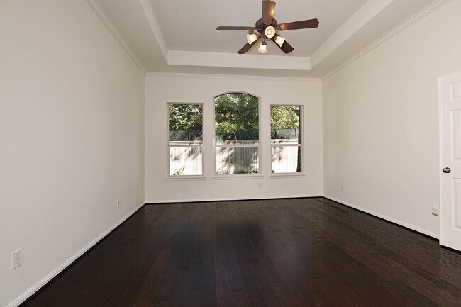 Building Photo - 54 Galway Pl