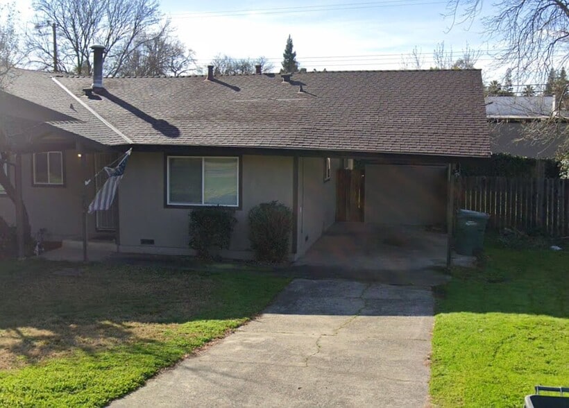 Primary Photo - 8124 Plumeria Ave