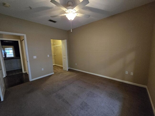 Building Photo - 4207 S Dale Mabry Hwy