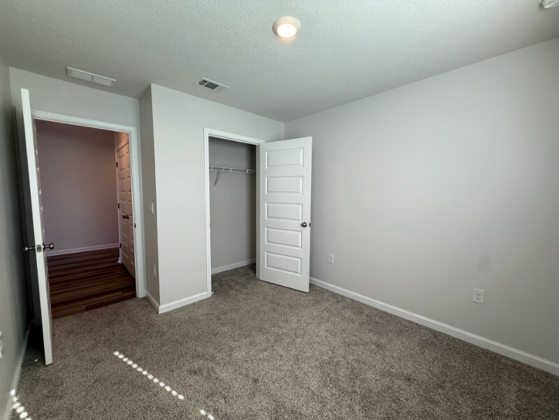 Building Photo - 437 Scarborough St