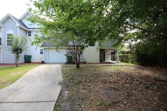 Building Photo - Spacious 3 Bedroom Home in Fort Walton Beach