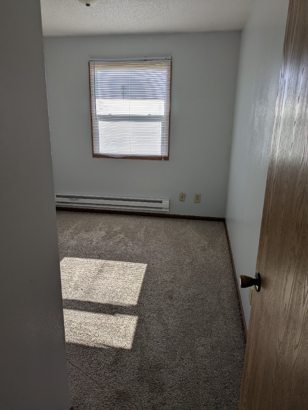 Building Photo - 307 13th Ct
