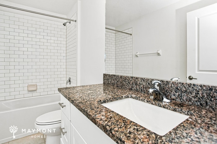 Building Photo - 4235 84th Ct E