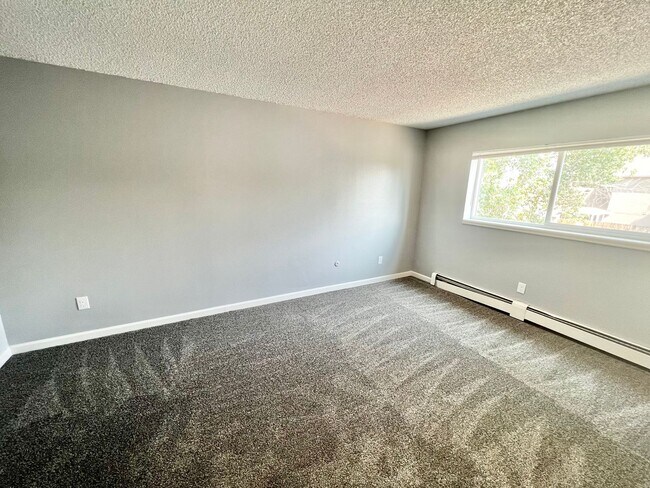 Building Photo - Myers Court