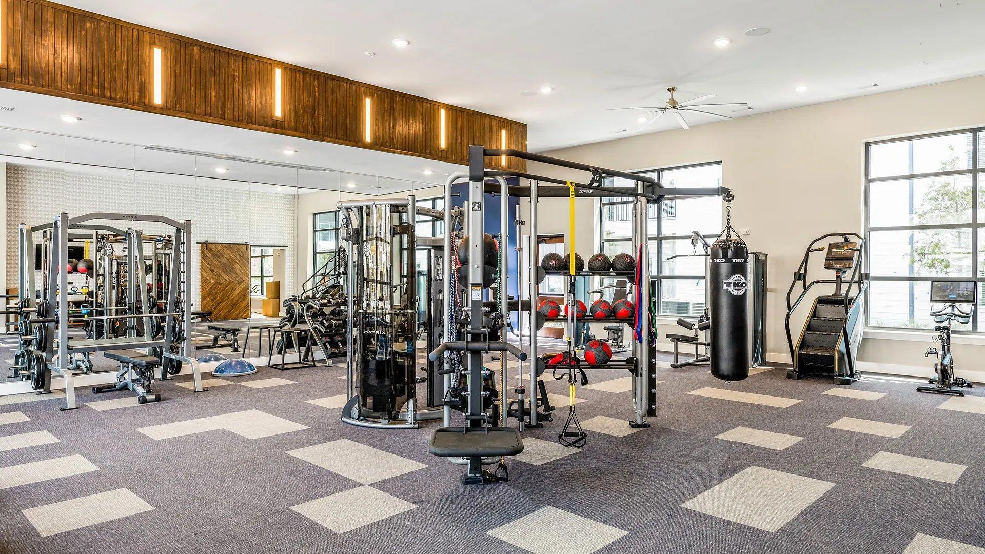 Building Photo - 6000 Front St