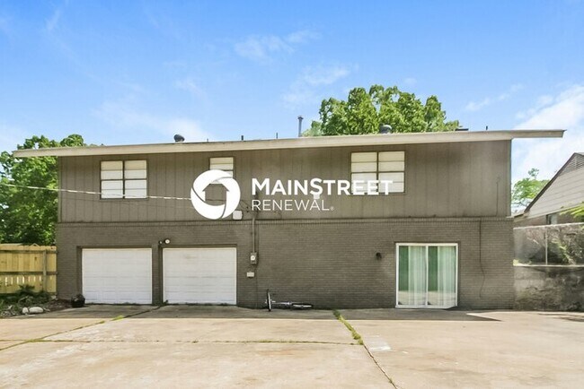 Building Photo - 3 Bedroom Pet-Friendly Home in Memphis, TN with Main Street Renewal