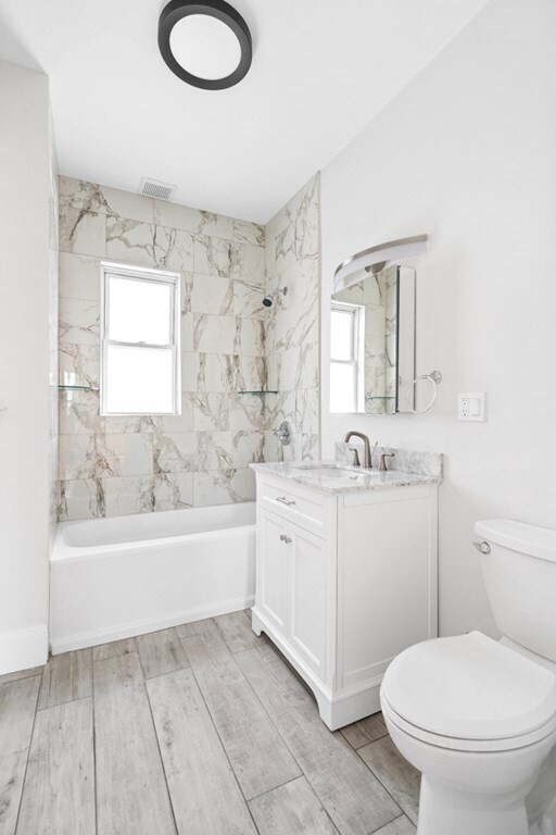 Building Photo - 33 Harbor View St