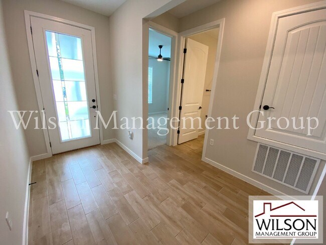 Building Photo - 3009 Green Park Drive